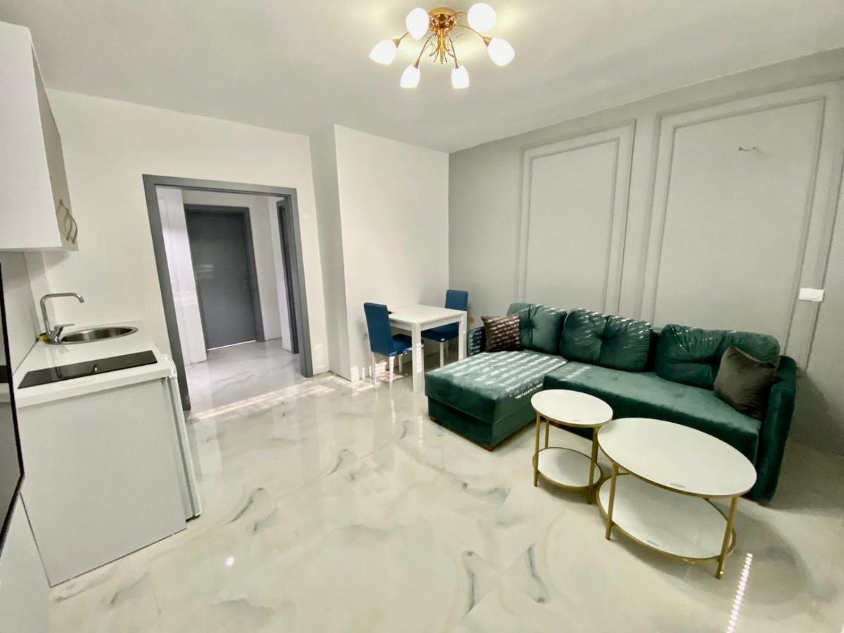 Etna Apartments 울친 외부 사진