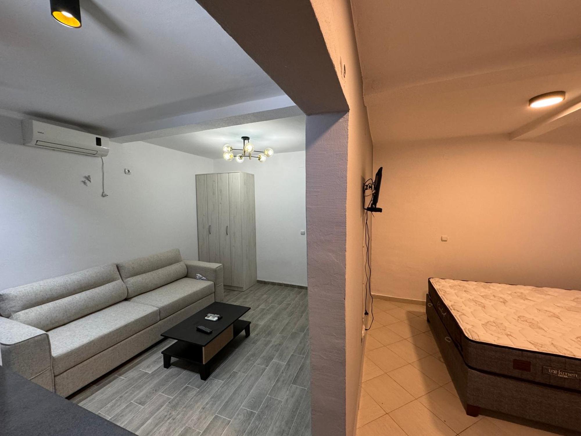 Etna Apartments 울친 외부 사진