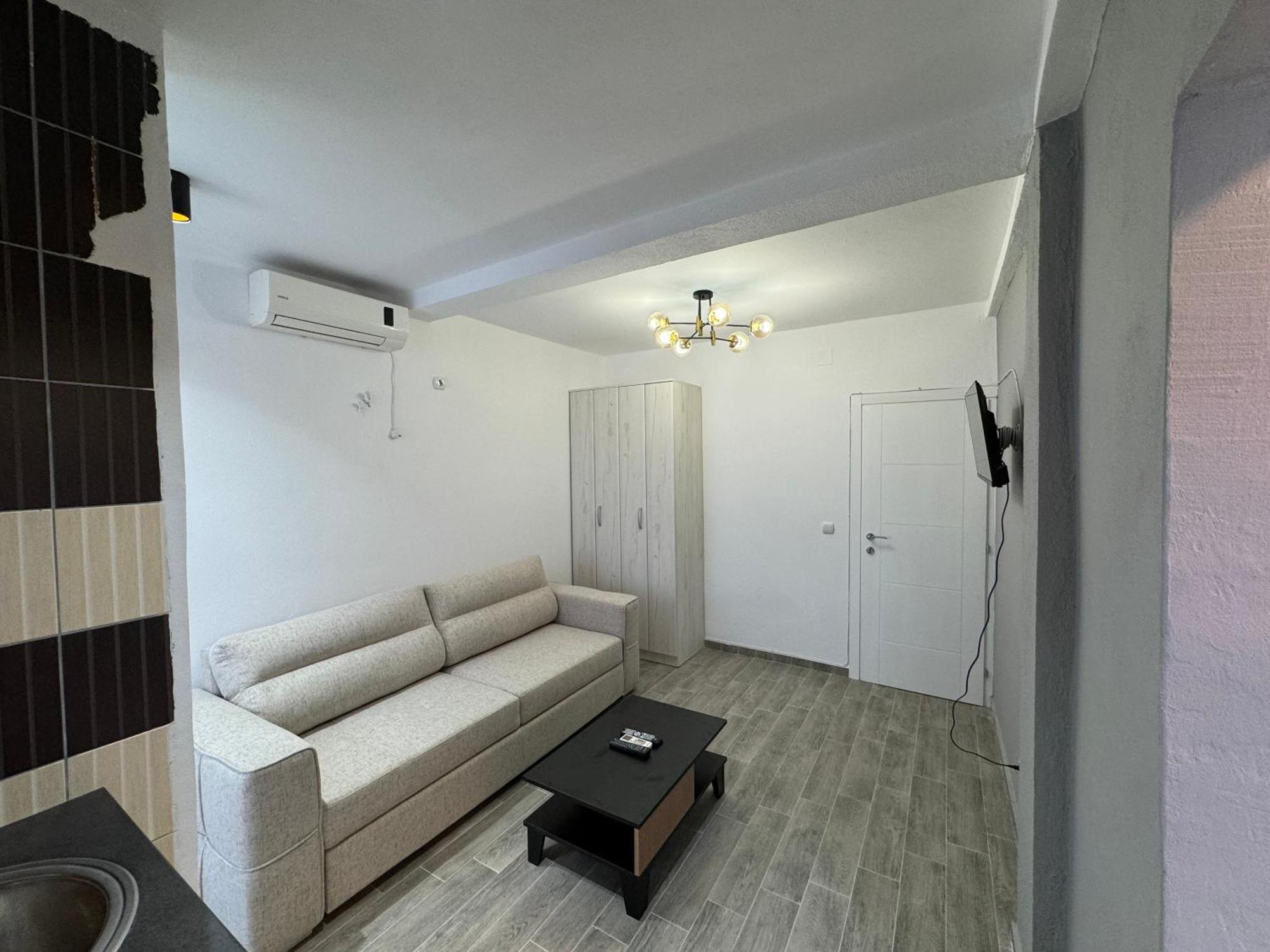 Etna Apartments 울친 외부 사진