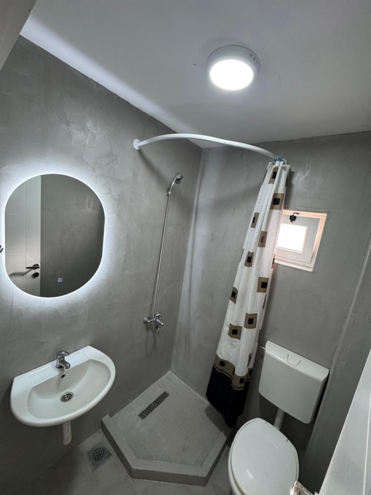 Etna Apartments 울친 외부 사진