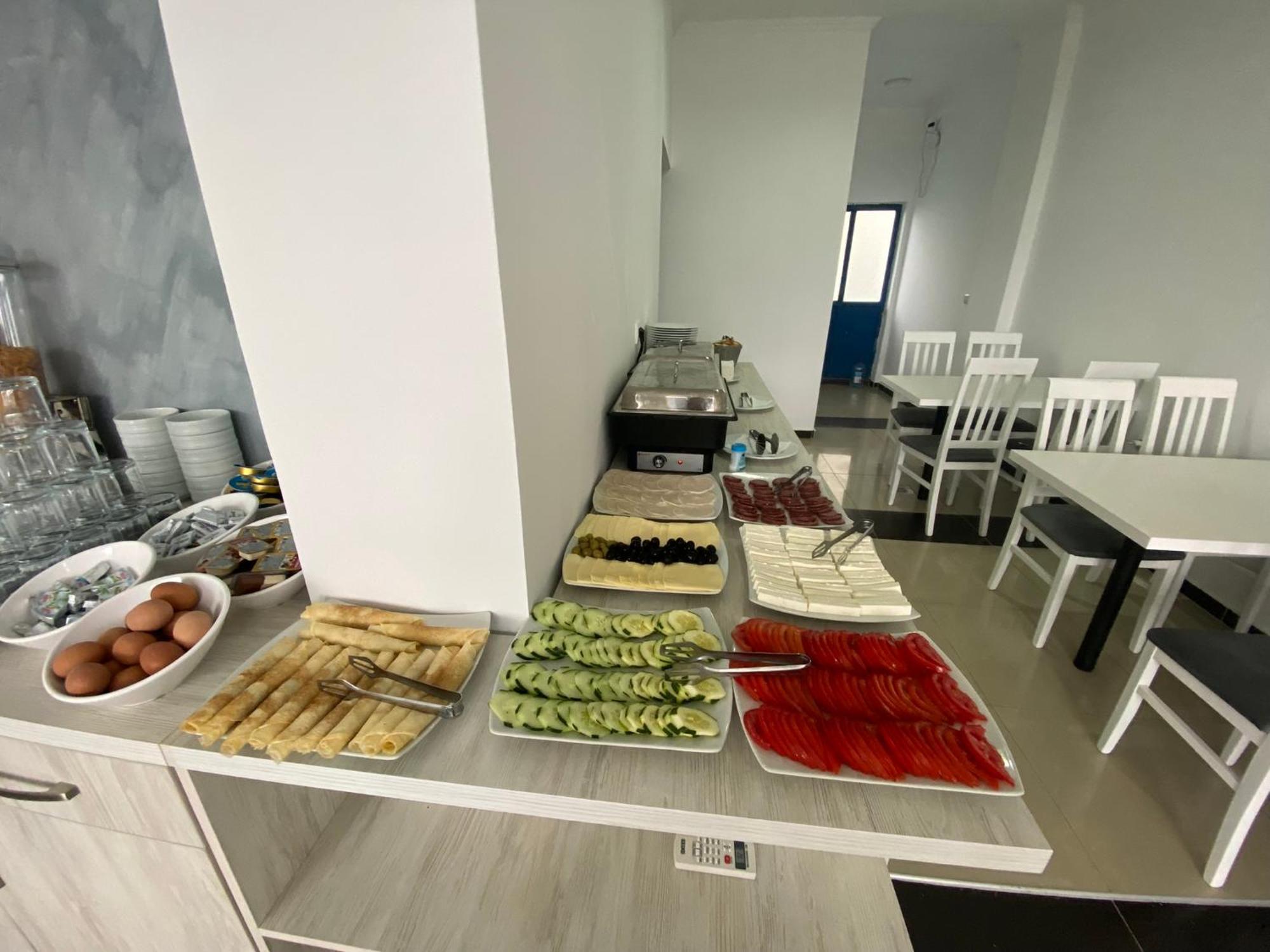 Etna Apartments 울친 외부 사진