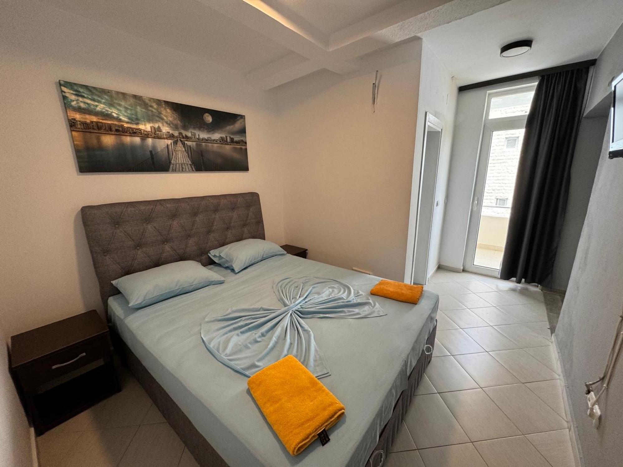 Etna Apartments 울친 외부 사진