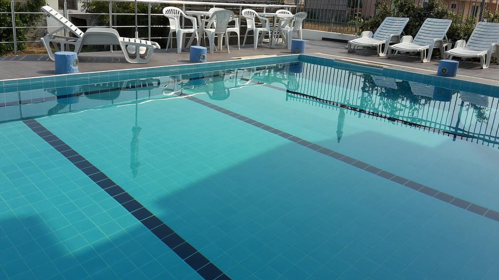Etna Apartments 울친 외부 사진