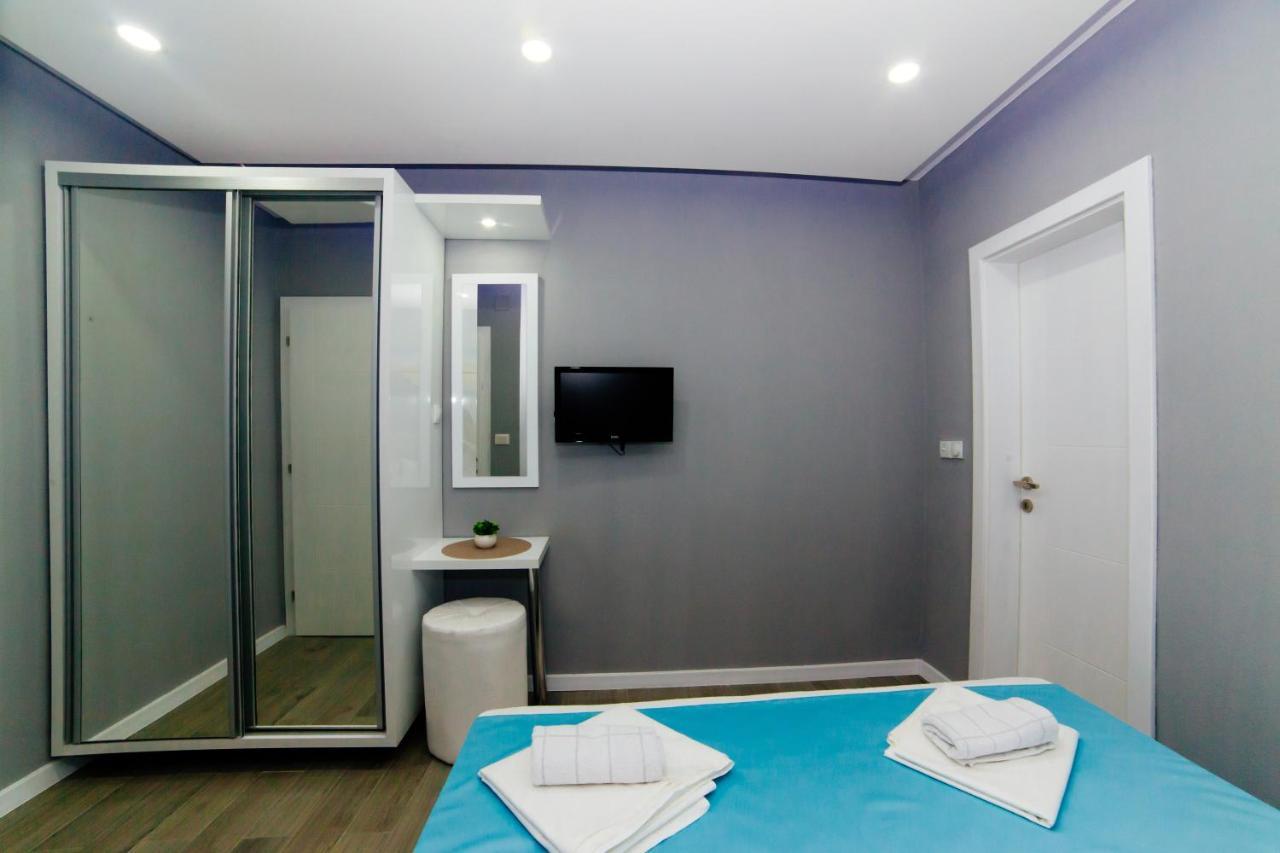 Etna Apartments 울친 외부 사진