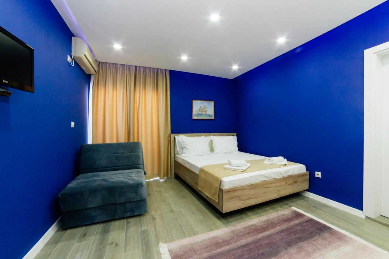Etna Apartments 울친 외부 사진