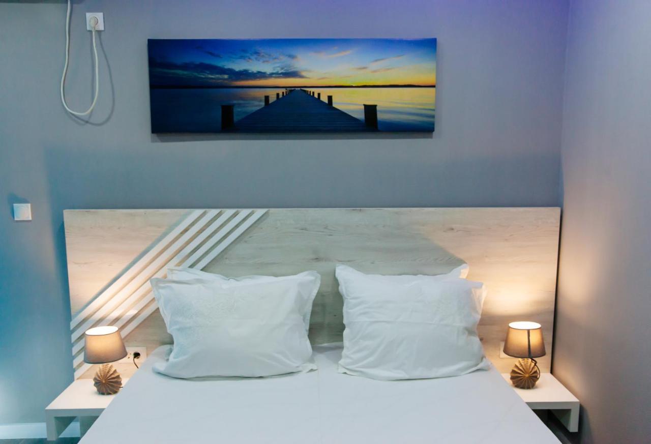 Etna Apartments 울친 외부 사진